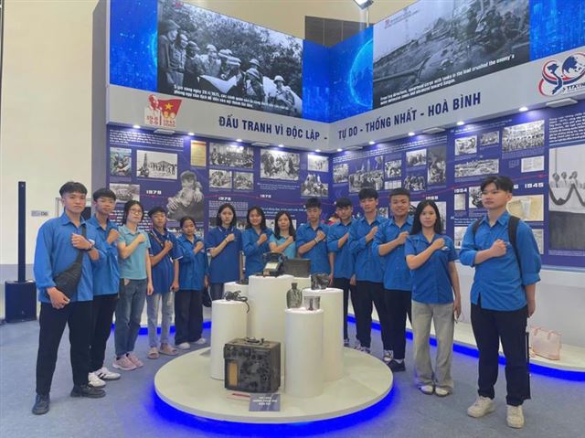 Khắc ghi truyền thống, hun đúc khát vọng – Tuổi trẻ Trường Cao đẳng Cơ điện và Thủy lợi trong hành trình về nguồn 2025