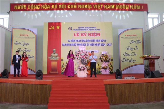 Lễ kỷ niệm ngày Nhà giáo Việt Nam 20/11 và khai giảng khóa học 61, niên khóa 2024-2027