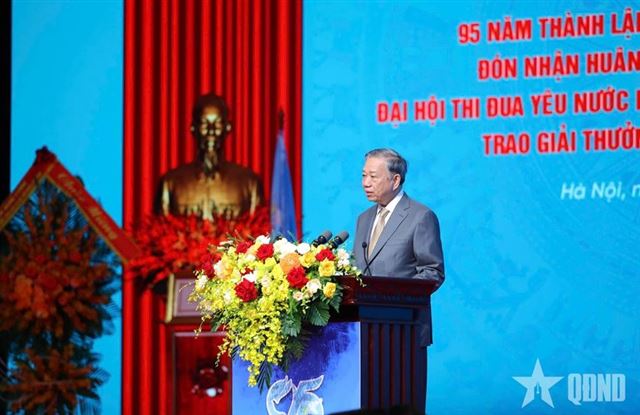 Xây dựng người phụ nữ Việt Nam thời đại mới bản lĩnh, tự tin