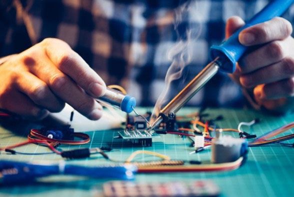 Nghề Điện tử Công nghiệp - Trường Cao đẳng Cơ điện và Thủy lợi