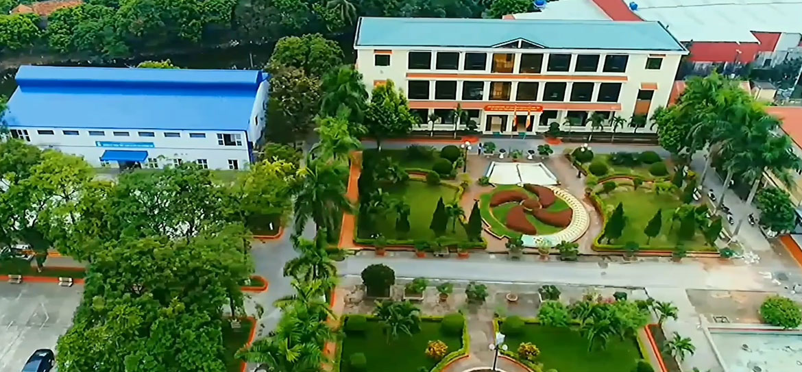 Giới thiệu về Nhà Trường